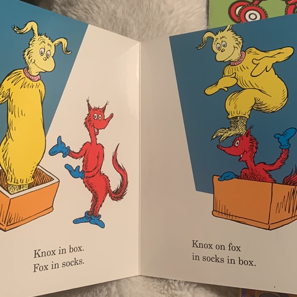 🧚🏿‍♂️3/$12🧚🏿‍♂️Board books set of 4 - Picture 3 of 4